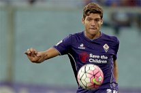 المدافع الإسباني ألونسو يمدد عقده مع فيورنتينا 5 سنوات