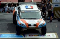 سيارة مشاركة تقتل رجلا ستينيا في رالي دكار