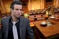 صحيفة فرنسية تسرب أقوال فالبوينا عن بنزيمة في المحكمة