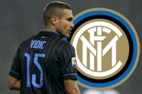 إنتر ميلان يفسخ عقد فيديتش لمعاناته من إصابات الظهر