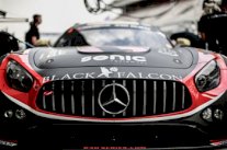 سيارة SLS AMG GT3 تعتلي منصة التتويج في دبي
