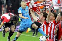 جماهير أتليتك بلباو تهاجم إنييستا بعبارات مُهينة