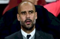 مسؤولو مانشستر يونايتد ينفون اجتماعهم مع غوارديولا