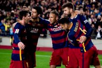برشلونة يغرد وحيداً في الصدارة وروما يستعيد نغمة الانتصارات