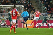 ماينتس يجدد فوزه على مونشنغلادباخ في البوندسليغا