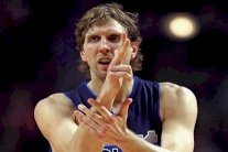 نوفيتسكي يعلن إعتزال اللعب مع منتخب ألمانيا