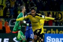 فوز بشق النفس لدورتموند وفيردر بريمن يعود من بعيد