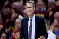 كير يعود لقيادة غولدن ستايت وكليفلاند يقيل بلات