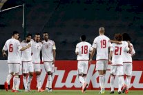 مبخوت وخليل يعيدان الإمارات إلى نغمة الفوز