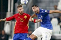 إبعاد غرازيانو بيلي من المنتخب الإيطالي لرفضه مصافحة المدرب