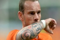 ضربة موجعة لهولندا قبل مواجهة فرنسا في تصفيات المونديال