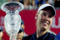 دورة هونغ كونغ: فوزنياكي تحرز لقبها الثاني هذا العام