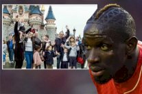 مامادو ساخو يتكفل بإرسال عائلتين فقيرتين إلى