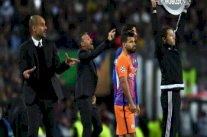 غوارديولا ينفي رحيل أغويرو إثر جلوسه احتياطياً ضد برشلونة