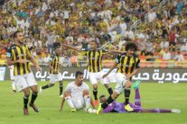 الشباب يلحق الخسارة الأولى باتحاد جدة .. والهلال يخطف الصدارة