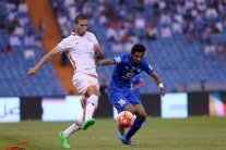 قمة بين الهلال والشباب في كأس ولي العهد السعودي