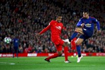 يونايتد ومورينيو لنقل صحوتهما المحلية إلى الساحة القارية