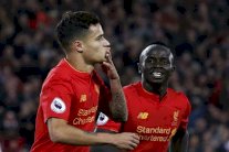 ليفربول يستفيد من تعادل آرسنال وتوتنهام في الدوري الانكليزي