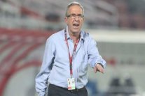 إقالة مدرب العربي القطري الأوروغوياني غاريدو بيلوسو