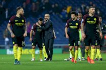 غوارديولا يشيد بمهاجمه