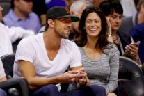 السباح الأميركي فيلبس تزوج صديقته سراً قبل أشهر