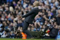 اجتماع مطوّل لغوارديولا مع لاعبيه بعد التعثر الخامس توالياً