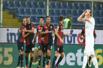 جنوى يفرمل ميلان ويحرمه من صدارة الدوري الإيطالي