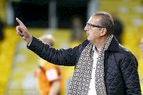 رسمياً.. البلجيكي ليكنز مدرباً لمنتخب الجزائر