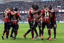 نيس يواصل انتصاراته المتتالية ويبتعد في صدارة الدوري الفرنسي