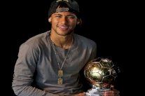 الأرقام تؤكد أحقية البرازيلي نيمار بجائزة الكرة الذهبية لعام 2016