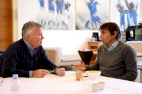 هيدينك يطلب 