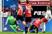 لايبزيغ يلحق ببايرن ميونيخ في صدارة الدوري الألماني