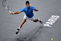 ديوكوفيتش يستهل حملة الدفاع عن لقب دورة باريس بنجاح