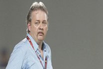 الخريطيات والوكرة القطريان يقيلان مدربيهما