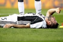 الإصابة تبعد بارزالي عن الملاعب لمدة شهرين