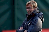 كلوب يسخر من معاناة مورينيو مع مانشستر يونايتد