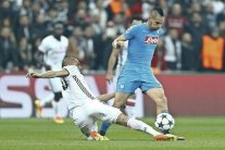 هامسيك ينقذ نابولي من الخسارة في اسطنبول