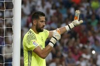 لاعبو ريال مدريد ينقلبون على نافاس لصالح كاسيا