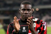 فنتورا يستبعد بالوتيلي مجدداً من قائمة إيطاليا