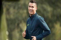 بعد تجديده للريال... كريستيانو يوقع على عقد ضخم 