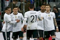 ألمانيا في رحلة وزهرة الخشخاش تجمع بين انكلترا واسكتلندا