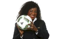 سامورا: ملاعب مونديال 2022 ستحدد في الربع الثاني من 2017