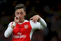 أوزيل يستعيد ذكريات انتقاله إلى ريال مدريد