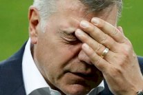 الشرطة البريطانية تحقق في فضيحة مدربي الدوري الإنكليزي