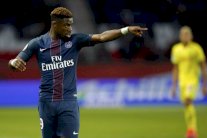 ظهير باريس سان جيرمان أورييه ممنوع من دخول انكلترا