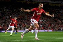 مخرجان سويديان: إبراهيموفيتش كان يرغب في العودة إلى ميلان