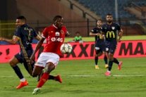 الأهلي للحفاظ على الصدارة والزمالك للخروج من أزماته