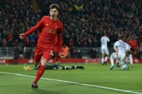 وودبورن يُطيح بأوين... ويصبح أصغر لاعب تسجيلاً لليفربول