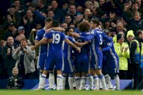 تشلسي يستعيد الصدارة ويلحق بتوتنهام الخسارة الأولى