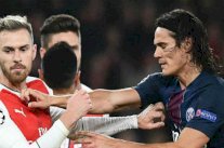 كافاني كاد يدفع الثمن 